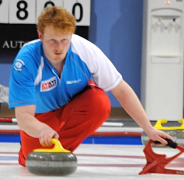 Quebec second Lewis South managed to play through a wardrobe malfunction on Saturday. (Photo, Amanda Rumboldt)
