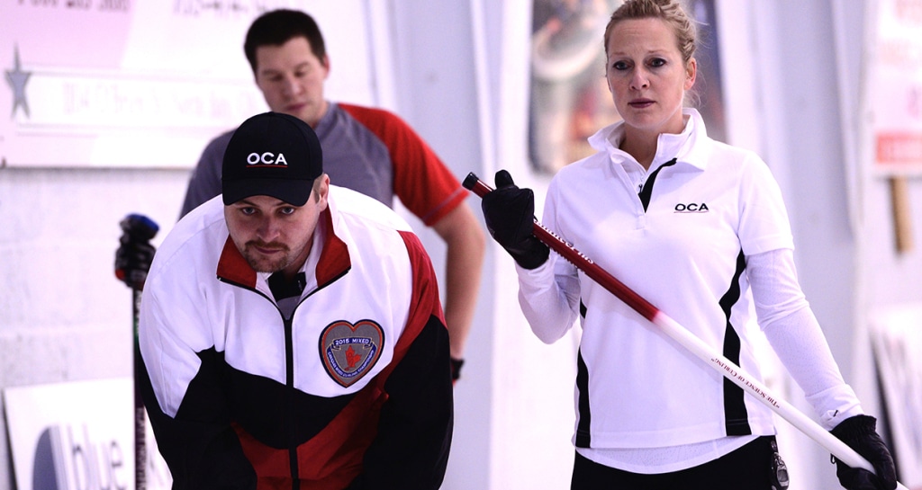 Ontario skip Chris Gardner and lead Jessica Barcauskas in Draw 11 action (Brian Doherty Photography)