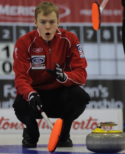 Russie capitaine Evgeny Arkhipov. (Photo, Curling Canada / Michael Burns)