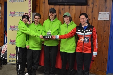 Lee Merklinger poses with the winners of the Merklinger Division of the Ottawa Youth Curling League (Photo Joe Pavia)