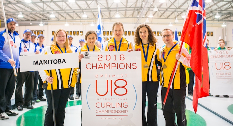 2016 Optimist International Under-18 Women’s Gold Medal Winners Team Manitoba: (left to right) Lead -Jenessa Rutter, Second - Emily Zacharias, Third - Morgan Reimer, Skip - Mackenzie Zacharias, Coach - Sheldon Zacharias (Detour Photography)