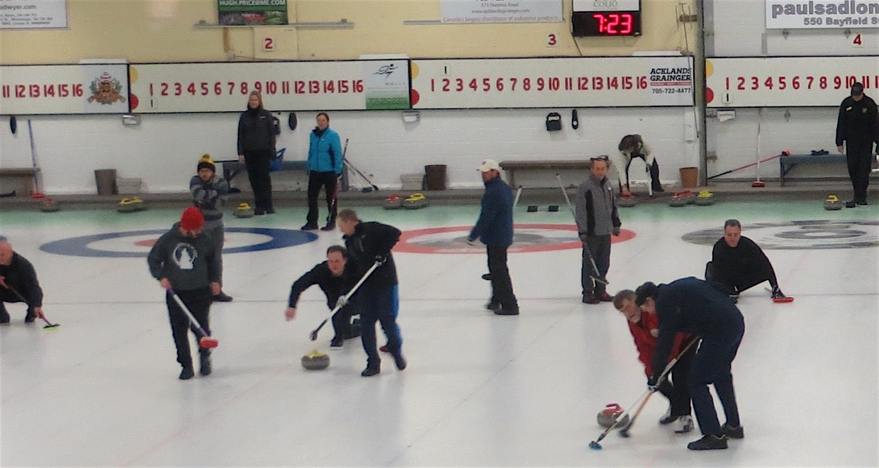 Action on the ice at the Barrie Curling Club during the Development League finals (Photo Sharon Kiley, Barrie Curling Club)