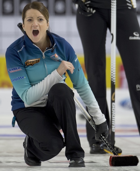 Brandon MB,November 30, 2016.Home Hardware Canada Cup of Curling.Team Einarson,skip Kerri Einarson.Curling Canada/michael burns photo